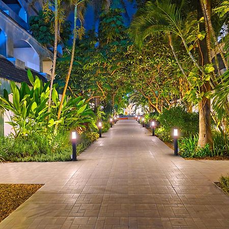 Pooh Beach Resort & Spa Pantai Jomtien Bagian luar foto