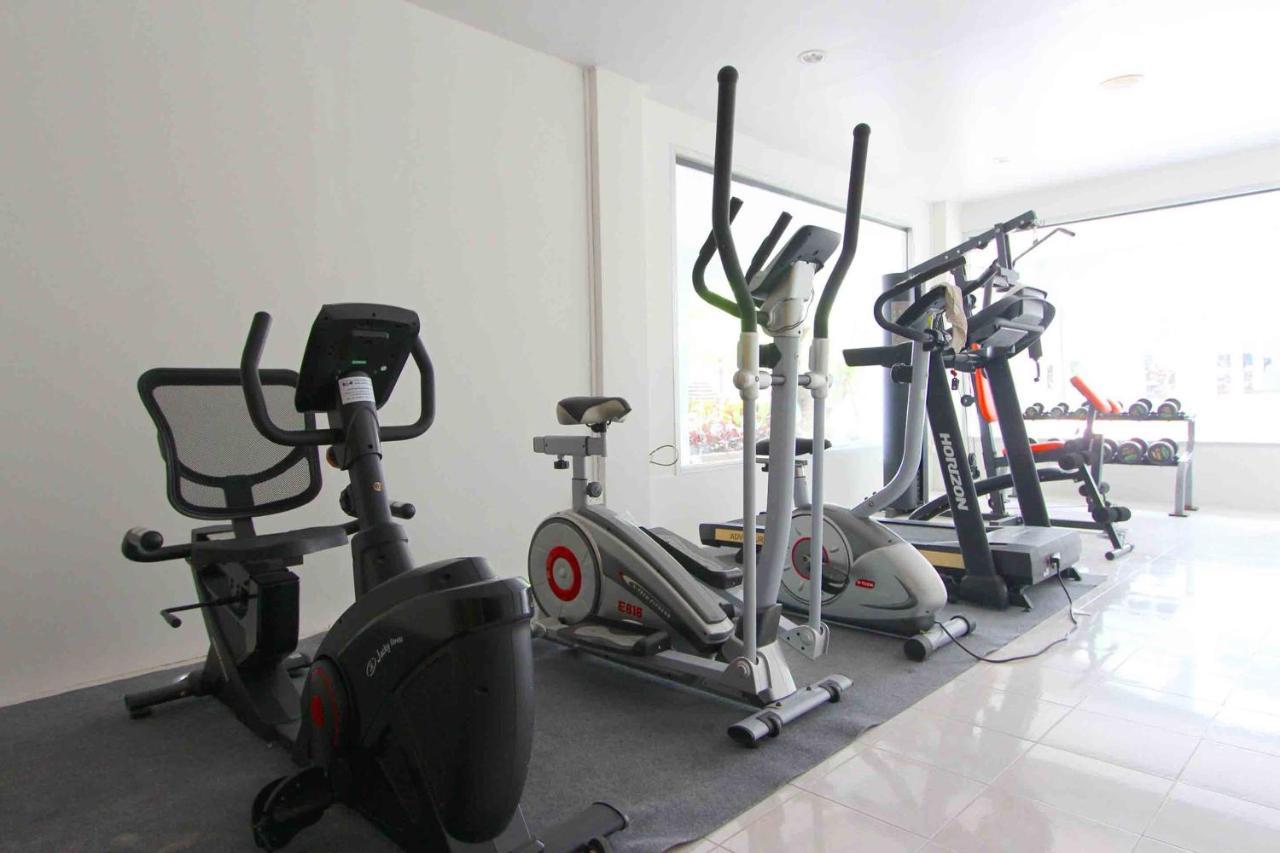 Pooh Beach Resort & Spa Pantai Jomtien Bagian luar foto