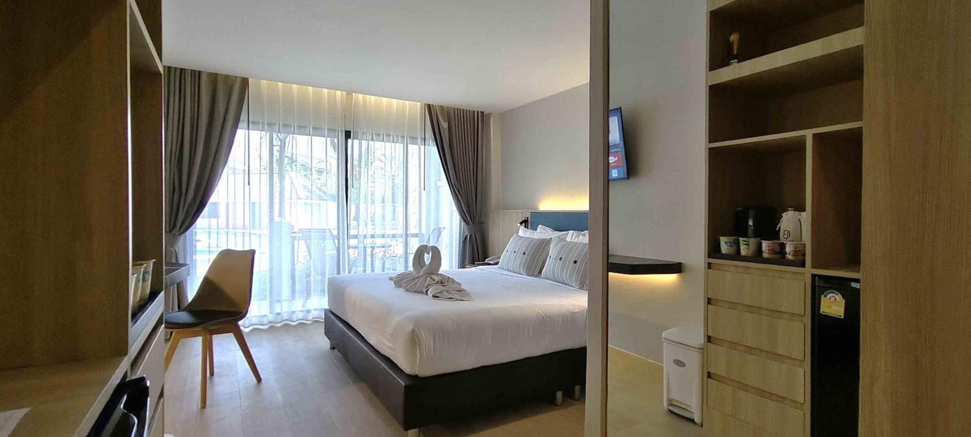 Pooh Beach Resort & Spa Pantai Jomtien Bagian luar foto