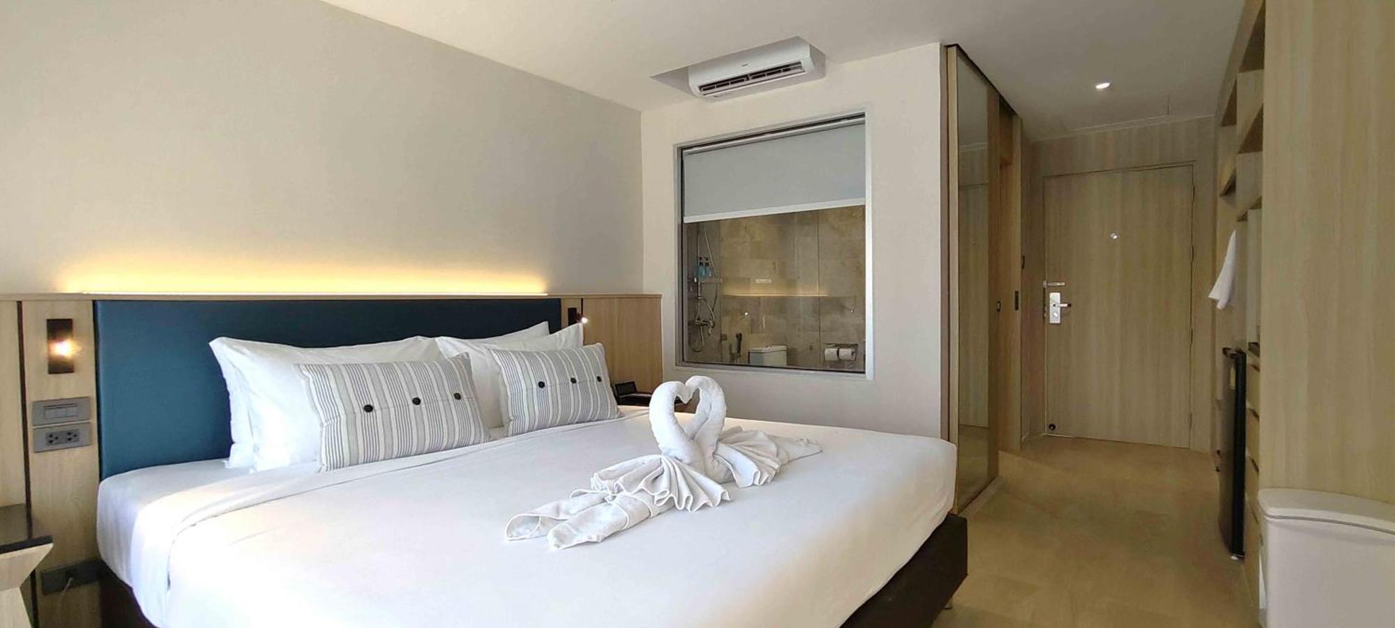Pooh Beach Resort & Spa Pantai Jomtien Bagian luar foto