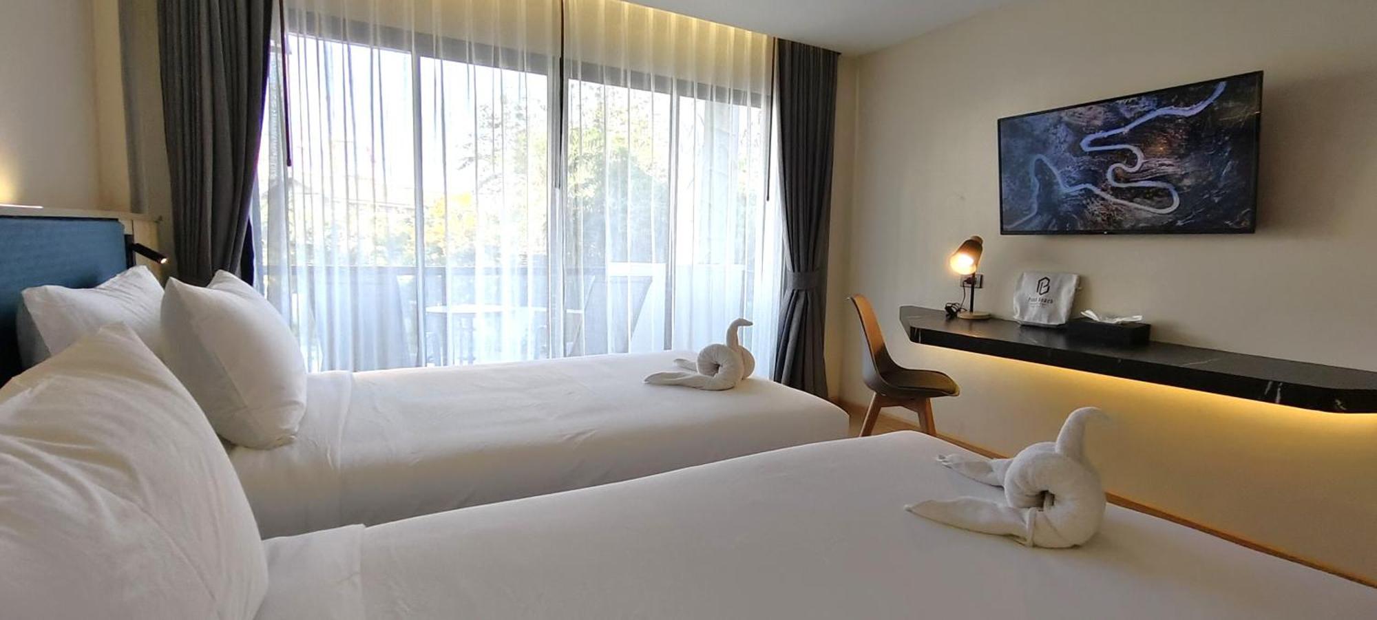 Pooh Beach Resort & Spa Pantai Jomtien Bagian luar foto