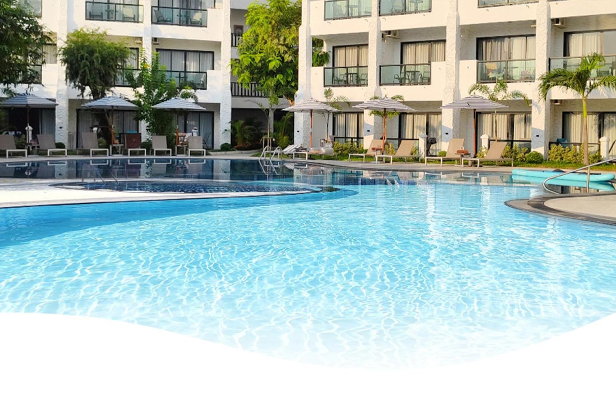 Pooh Beach Resort & Spa Pantai Jomtien Bagian luar foto
