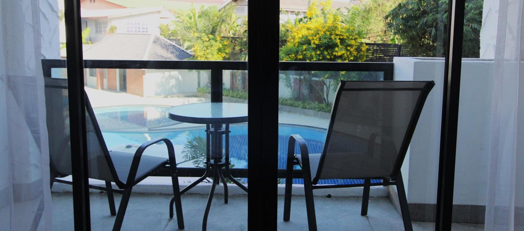Pooh Beach Resort & Spa Pantai Jomtien Bagian luar foto