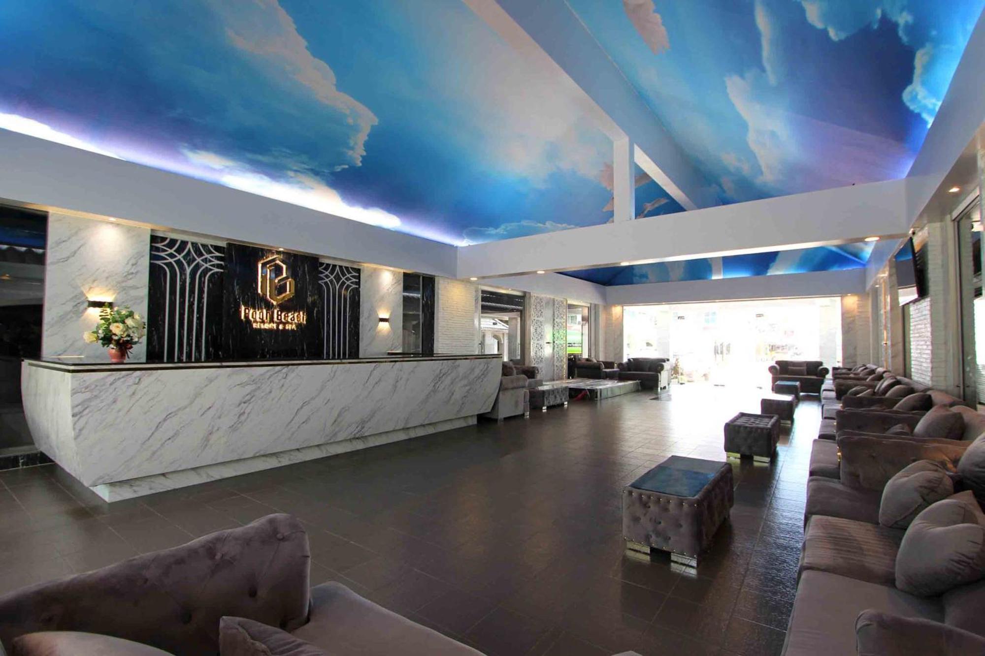 Pooh Beach Resort & Spa Pantai Jomtien Bagian luar foto